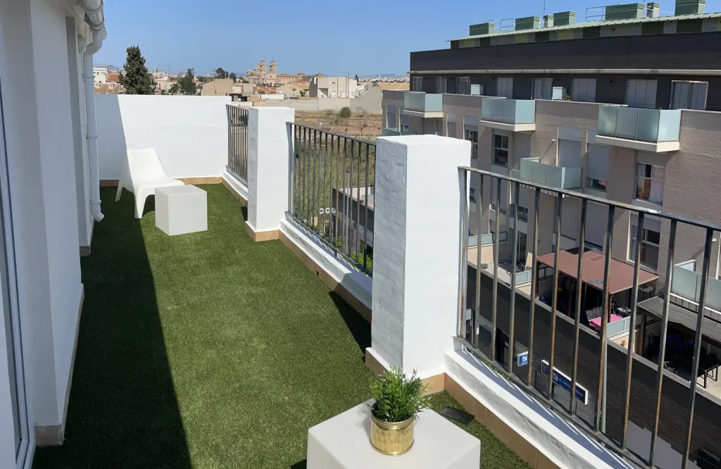 RESIDENCIA UNIVERSITARIA COLIVING LA ÑORA